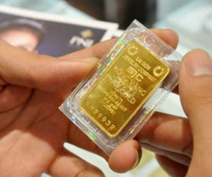 Giá vàng SJC chỉ còn đắt hơn thế giới 220 nghìn đồng/lượng