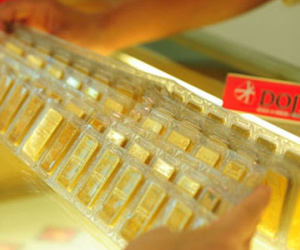 Giá vàng hôm nay 9/1: USD tăng, vàng chinh phục đỉnh mới