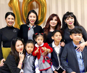 Hoa hậu Hà Kiều Anh rạng rỡ bên chồng đại gia trong ngày sinh nhật con trai tròn 10 tuổi