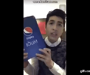Sự cố bị lộ nội y lúc đang livestream của Noo Phước Thịnh đang là clip hot nhất mạng xã hội!