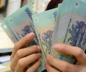 Ngân hàng lãi lớn, nhân viên hồi hộp chờ thưởng Tết