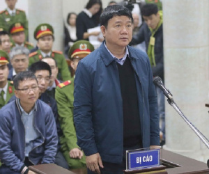 Ông Đinh La Thăng nhiều lần nghẹn ngào khi tự bào chữa