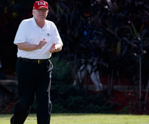 Trump bị chỉ trích vì chơi golf khi Hawaii phát nhầm báo động tên lửa