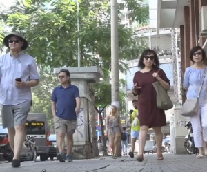 Video: Vỉa hè Sài Gòn ra sao sau quyết định đình chỉ 48 bãi giữ xe