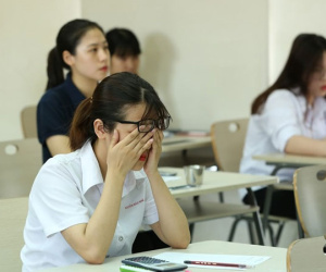 Báo động học sinh bị trầm cảm, tự tử vì áp lực học hành