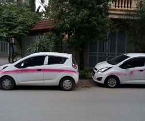 Hàng loạt xe hơi ở Hà Nội bị đối tượng lạ phun sơn trong đêm