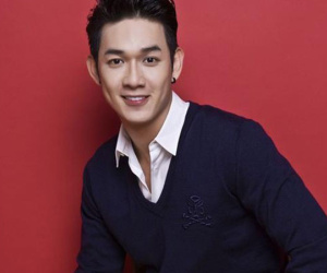 Diễn viên Song Luân viết tâm thư 'tố' chị gái ruột mượn tiền không trả