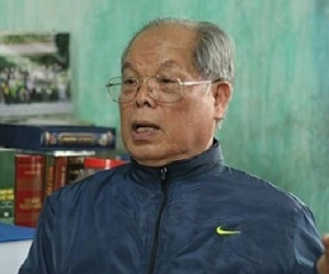 PGS Bùi Hiền ăn bánh mì thay cơm để dịch 'Truyện Kiều' sang 'Tiếw Việt'