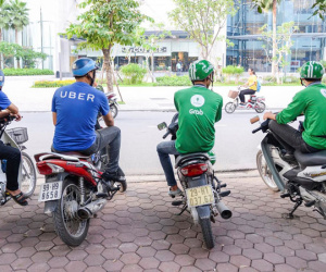'Tuần trăng mật' của Uber, Grab với tài xế đã kết thúc?