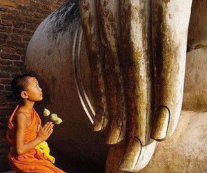 Vàng bạc đầy nhà nhưng vẫn bị bỏ rơi: Bài học đắt giá về 'khẩu nghiệp'!