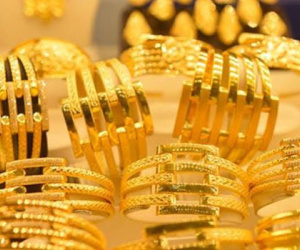 Giá vàng SJC tiếp tục giảm mạnh