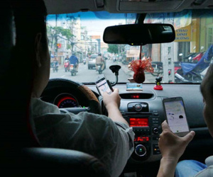 Hiệp hội taxi cả 3 miền đồng loạt 'kêu cứu'