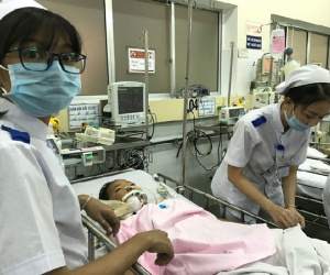 Học sinh nguy kịch nghi do uống trà sữa không rõ nguồn gốc: BV Nhi đồng 1 nói gì?