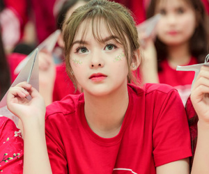 'Hot girl ảnh kỷ yếu' 10X thường bị nhầm là gái Tây