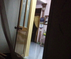 Tỏ thái độ vì chị dâu suốt ngày khóa cửa phòng riêng, 'giặc bên Ngô' bị chị em nắn gân ngay tại trận