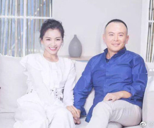 Từ xa hoa nhung lụa đến lao đao nợ nần, Lưu Đào vẫn một mực ở bên chồng đại gia