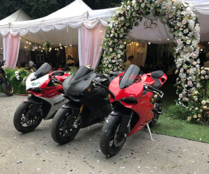 Đám hỏi đình đám tại Hải Phòng: 19 mâm quả, dàn xe sang và motor phân khối lớn hộ tống dài cả cây số