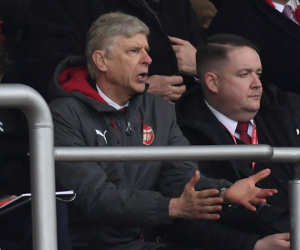 Wenger: 'Arsenal mất Sanchez chưa đau bằng khi Van Persie ra đi'