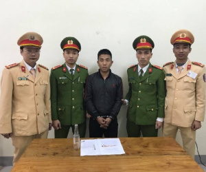 Tài xế xe tải phê ma túy, lái xe loạng choạng trên quốc lộ
