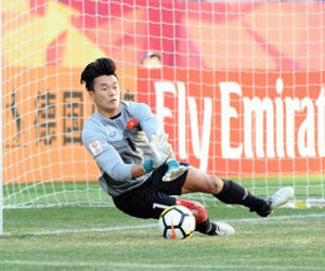 CLIP: Cản phá thành công 2 quả penalty, thủ môn Tiến Dũng đưa U23 Việt Nam vào chung kết