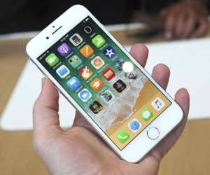 iPhone 8 bán chạy hơn iPhone X tại Mỹ