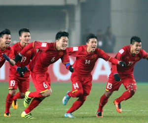 Người Việt ở Mỹ háo hức thức đêm xem trận U23 Việt Nam - Qatar