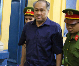 Trầm Bê xin ra ngoài sớm để...'làm điều tốt cho xã hội"