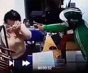 Sự thật bất ngờ về clip tài xế Grab xịt hơi cay nhân viên shop quần áo, cướp tiền