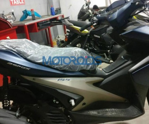 Yamaha NVX bổ sung phiên bản S với màu sơn mới