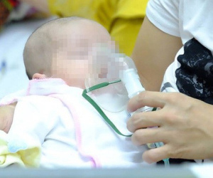 Đồng Tháp: Mẹ ép con 3 tuổi cùng uống thuốc diệt cỏ nguy kịch