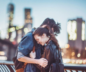 Những lời nói dối ngọt ngào mà chị em rất muốn nghe