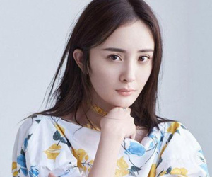 'Được nghỉ cũng không về nhà', Dương Mịch lại khiến dân mạng bức xúc, khó chịu