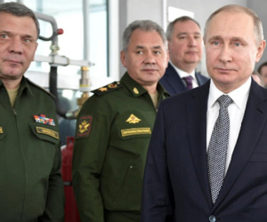 Hé lộ lý do ông Trump dừng tay trừng phạt thêm Nga