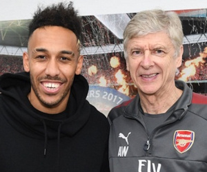 Aubameyang mang áo số 14, mơ thành 'Henry đệ nhị'