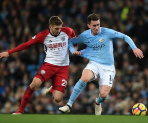 Man City thắng đậm đội cuối bảng, hơn Man Utd tới 15 điểm