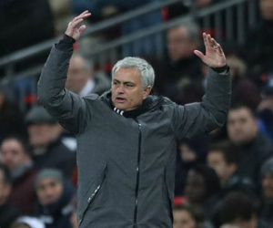 Mourinho mỉa mai học trò sau thất bại trước Tottenham
