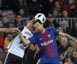 Barcelona - Valencia: Siêu sao chói sáng, 'nhát kiếm' định đoạt