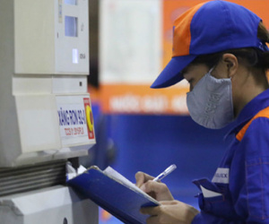 Doanh thu tăng nhưng lợi nhuận của ông lớn xăng dầu vẫn giảm