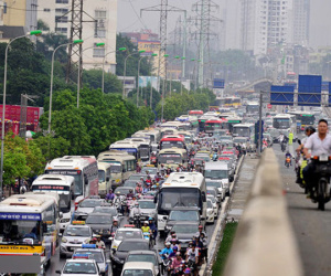 Hà Nội đề xuất xén dải phân cách đường vành đai 3