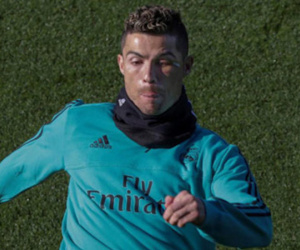 Ronaldo đối diện nguy cơ nghỉ thi đấu vì chấn thương bắp chân