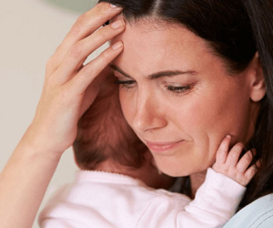 Vì giận dỗi nhất thời, chồng đã đuổi mình và con trai đang sốt cao ra khỏi nhà giữa đêm
