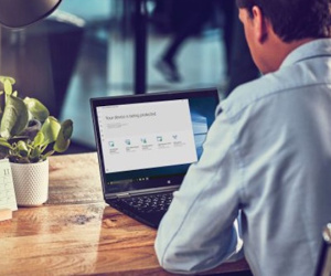 Windows 10 chính thực vượt qua thị phần của Windows 7