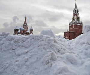Moscow hứng chịu lượng tuyết rơi trăm năm mới có một lần