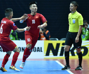 Ngược dòng loại chủ nhà Đài Loan, tuyển futsal Việt Nam vào tứ kết châu Á