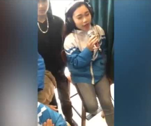 Video: Nữ sinh Thanh Hóa gây sốt khi hát 'chất lừ' không thua kém ca sĩ