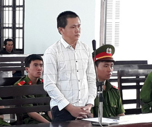 Kẻ giết vợ rồi cứa cổ tự sát lĩnh 15 năm tù