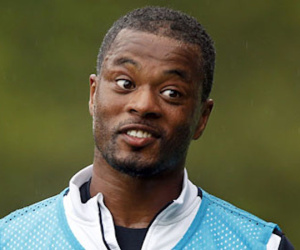 Patrice Evra sắp trở lại Ngoại hạng Anh