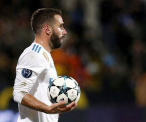 Real mất Carvajal ở trận gặp PSG vì tội tẩy thẻ