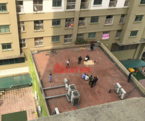 Hà Nội: Người đàn ông bất ngờ rơi từ tầng 11 xuống nhà bên cạnh tử vong