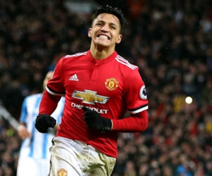 Alexis Sanchez lập kỷ lục bán áo đấu tại Man Utd